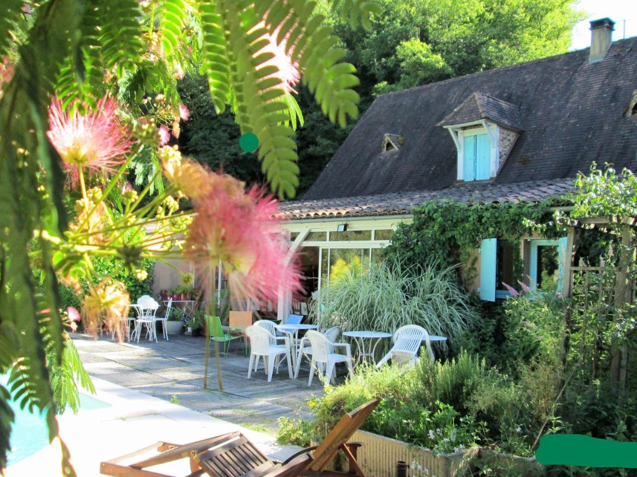 Maison D'Hotes Le Moulin Pointu Sainte-Nathalène Exteriér fotografie